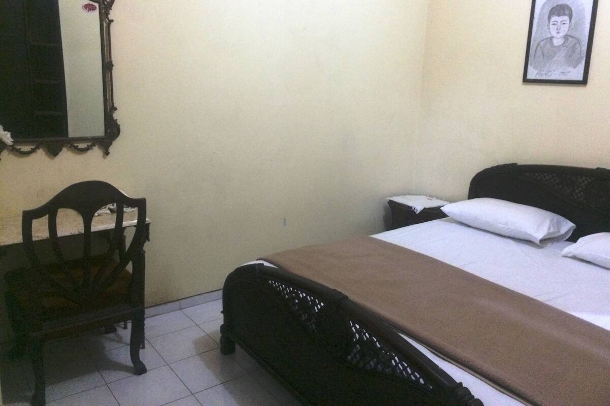 Habitación doble | 1 dormitorio, camas supletorias, ropa de cama