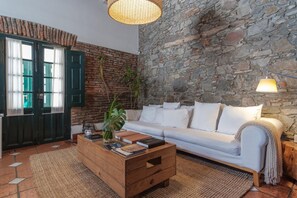 Télévision à écran plat