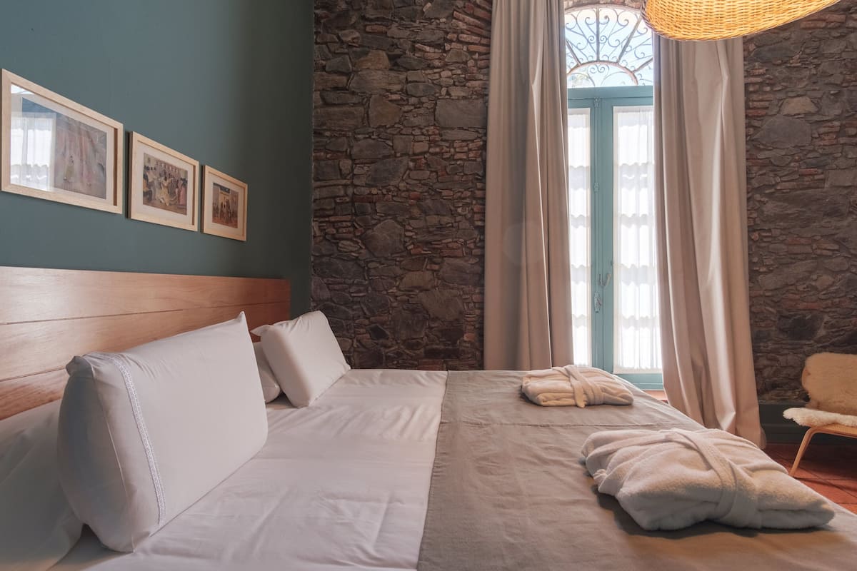 Deluxe Double or Twin Room | Minibar, in-room safe, free cots/infant beds, WiFi