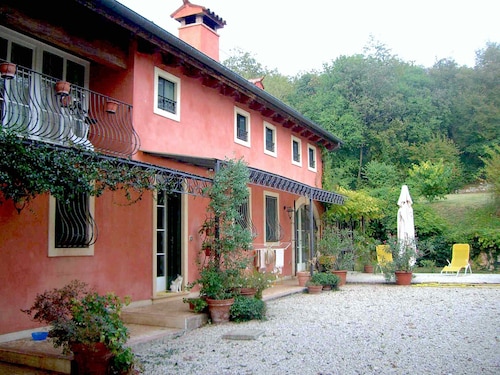 El Pavejo Alloggio e Colazione