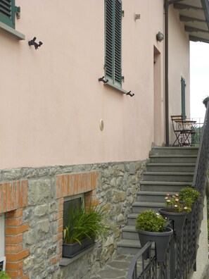 Property entrance - La Castagna Matta (Albareto)