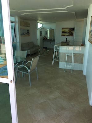 Poolside bar