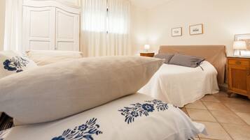 Appartamento | Minibar, una scrivania, letti aggiuntivi (a pagamento), Wi-Fi gratuito