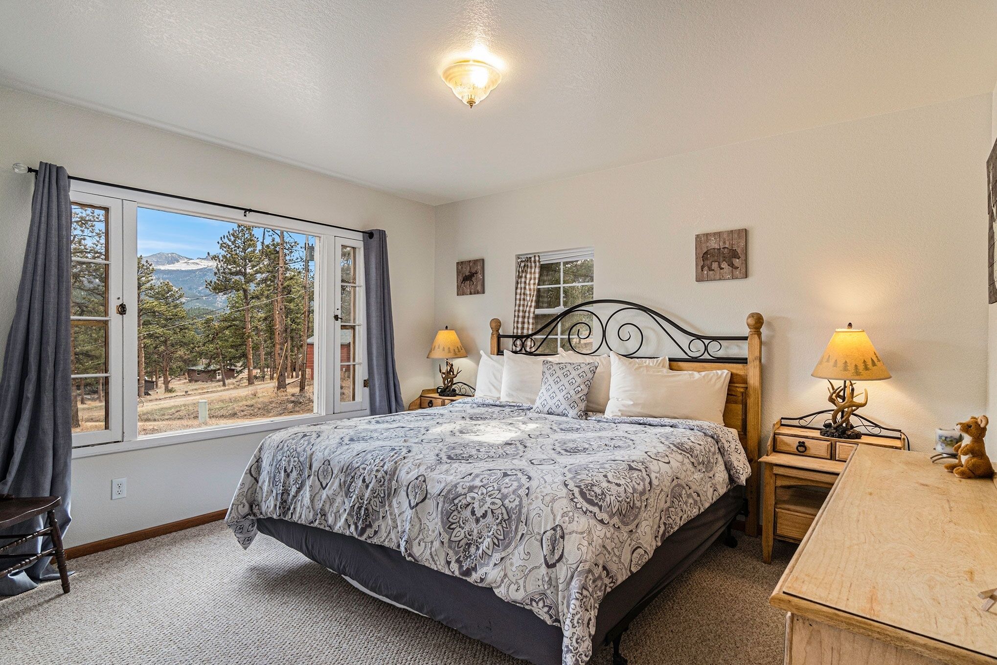 Cabin, 2 Bedrooms | 2 bedrooms, desk, travel cot, free WiFi