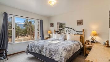 Cabin, 2 Bedrooms | 2 bedrooms, desk, travel cot, free WiFi