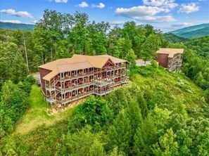 Cabaña, varias habitaciones | Exterior