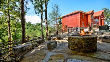 Cabin, Multiple Bedrooms | Property grounds