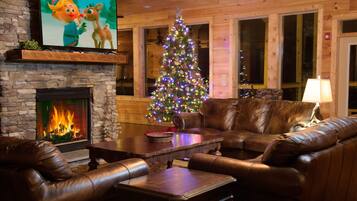 Cabin, Multiple Bedrooms | Interior