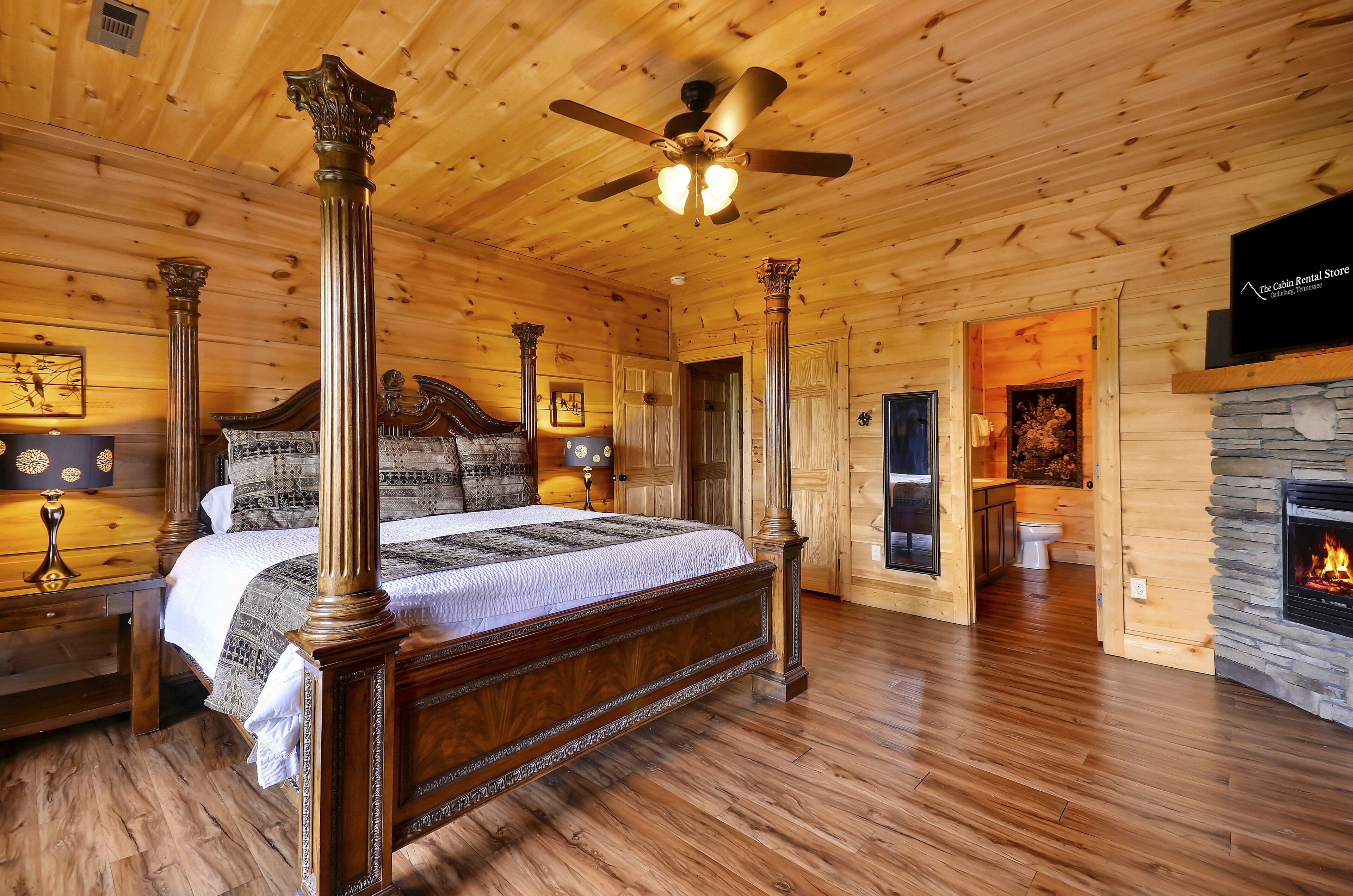 Cabin, Multiple Bedrooms