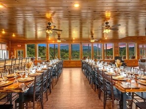 Cabin, Multiple Bedrooms | Dining