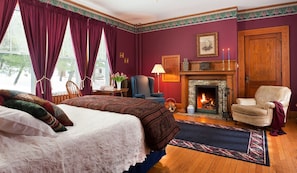 Living area - The White Oak Inn (Danville)
