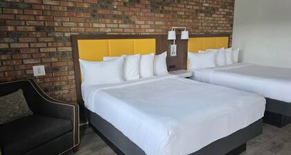 Penn Lodge Hotel & Suites