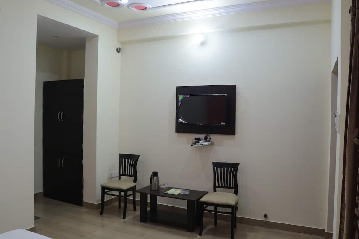 Deluxe Double Room | Room amenity