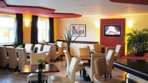 Breakfast, lunch and dinner served - Börse Coswig (Coswig)