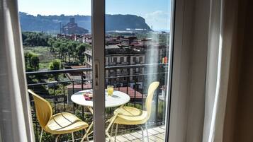 Camera con letto matrimoniale o 2 letti singoli | Balcone