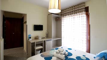 Deluxe Double Room | Premium bedding, minibar, desk, cots/infant beds