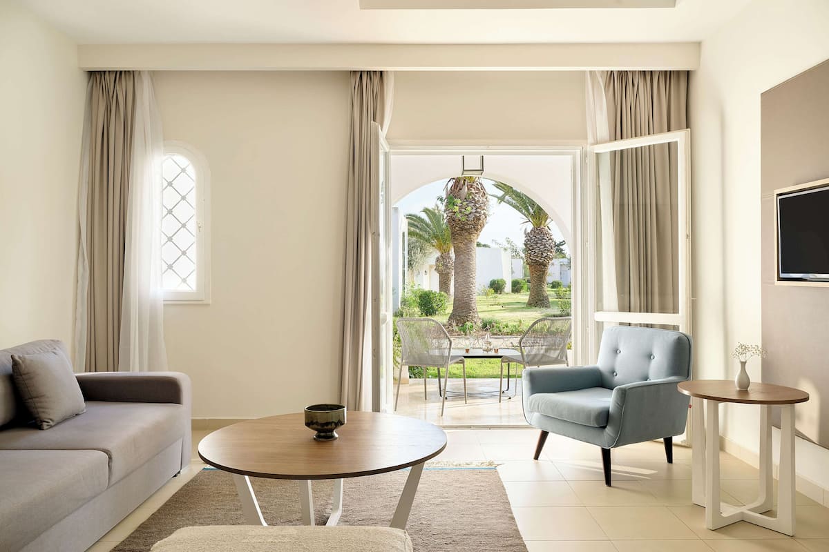 1 bedroom, premium bedding, in-room safe, individually decorated