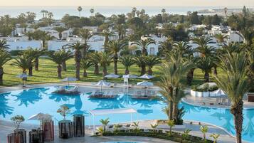 2 outdoor pools, pool umbrellas, sun loungers