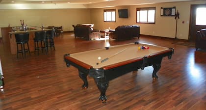 Dakota Prairie Lodge & Resort