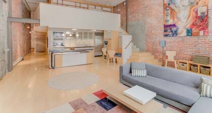 Spacious Luxury Historic Loft in Downtown SF