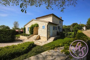 Garden - Villa Anna Sienna (Tinjan)