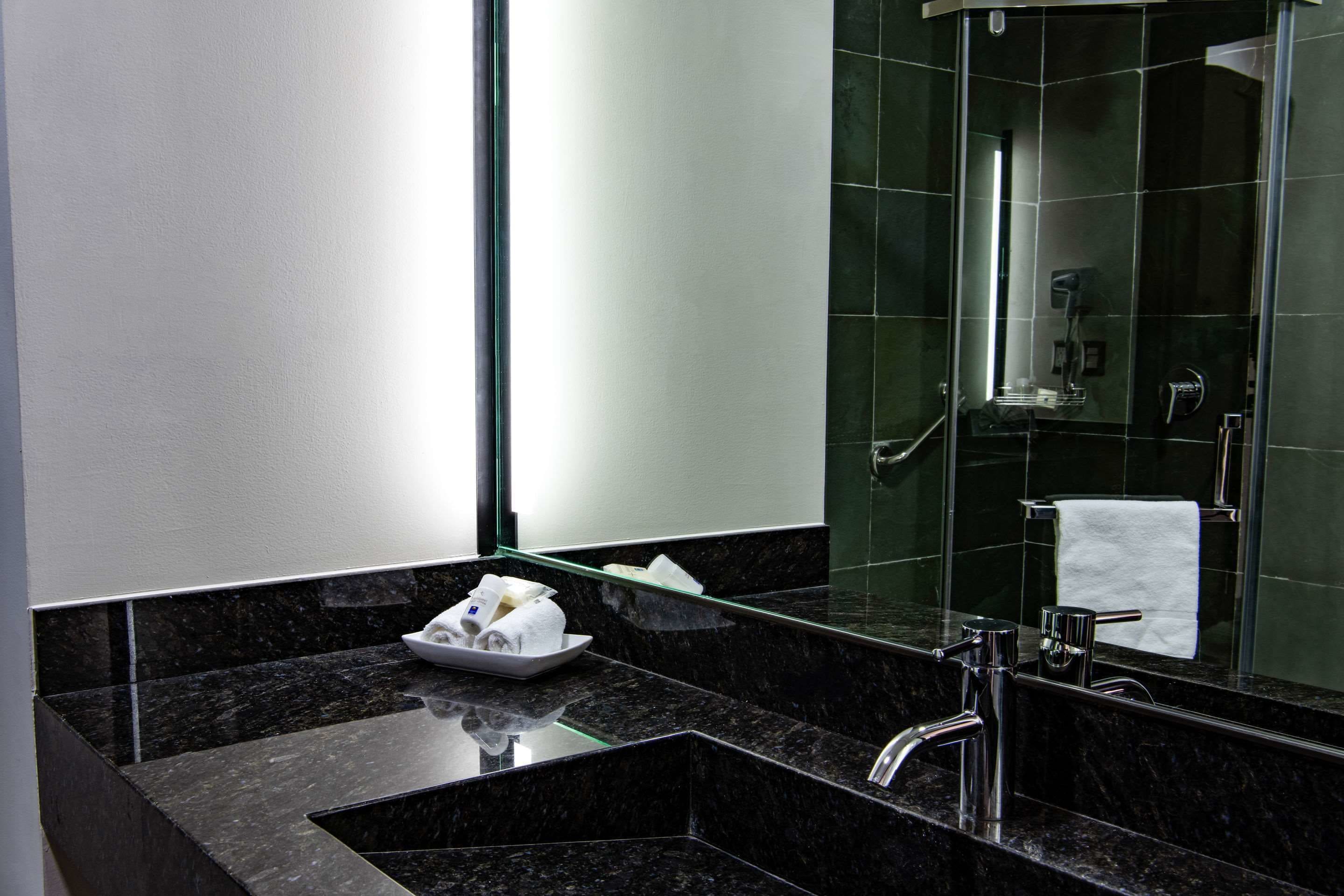 standard 2 doubles non smoking | bathroom | shower, hair dryer, bathrobes, towels