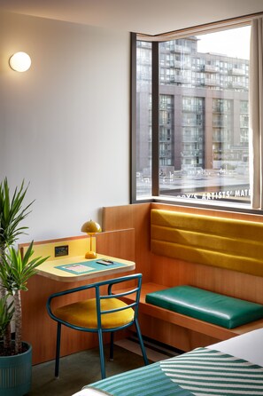 Room - The Drake Hotel (Toronto)