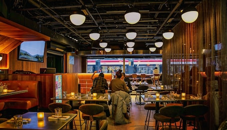 Restaurant. The Drake Hotel