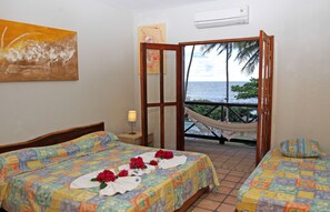 Habitación estándar | Minibar, escritorio, tabla de planchar con plancha y wifi gratis 