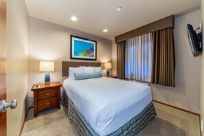 1 quarto, Wi-Fi de cortesia, roupa de cama