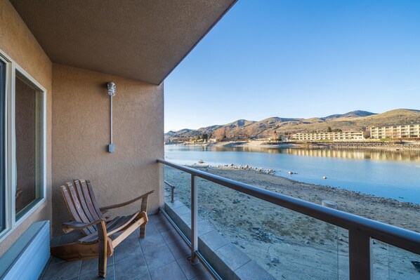 Property grounds - Grandview 710 Waterfront King with River View (Chelan)