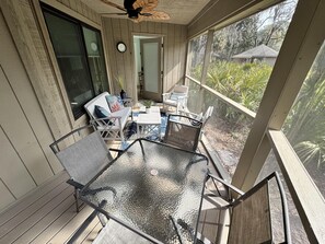 Luokittelematon kuva, 2 kautta 35, painike