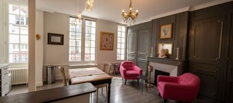 La Maison des Cochers- 1rst floor apartment- 1 stair -