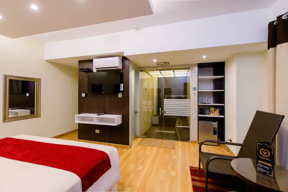 Suite Confort, 1 trÚs grand lit, non-fumeur, sauna | Literie de qualité, couette en duvet