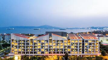 Bagian depan properti