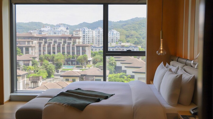 Joyze Hotel Xiamen, Curio Collection by Hilton