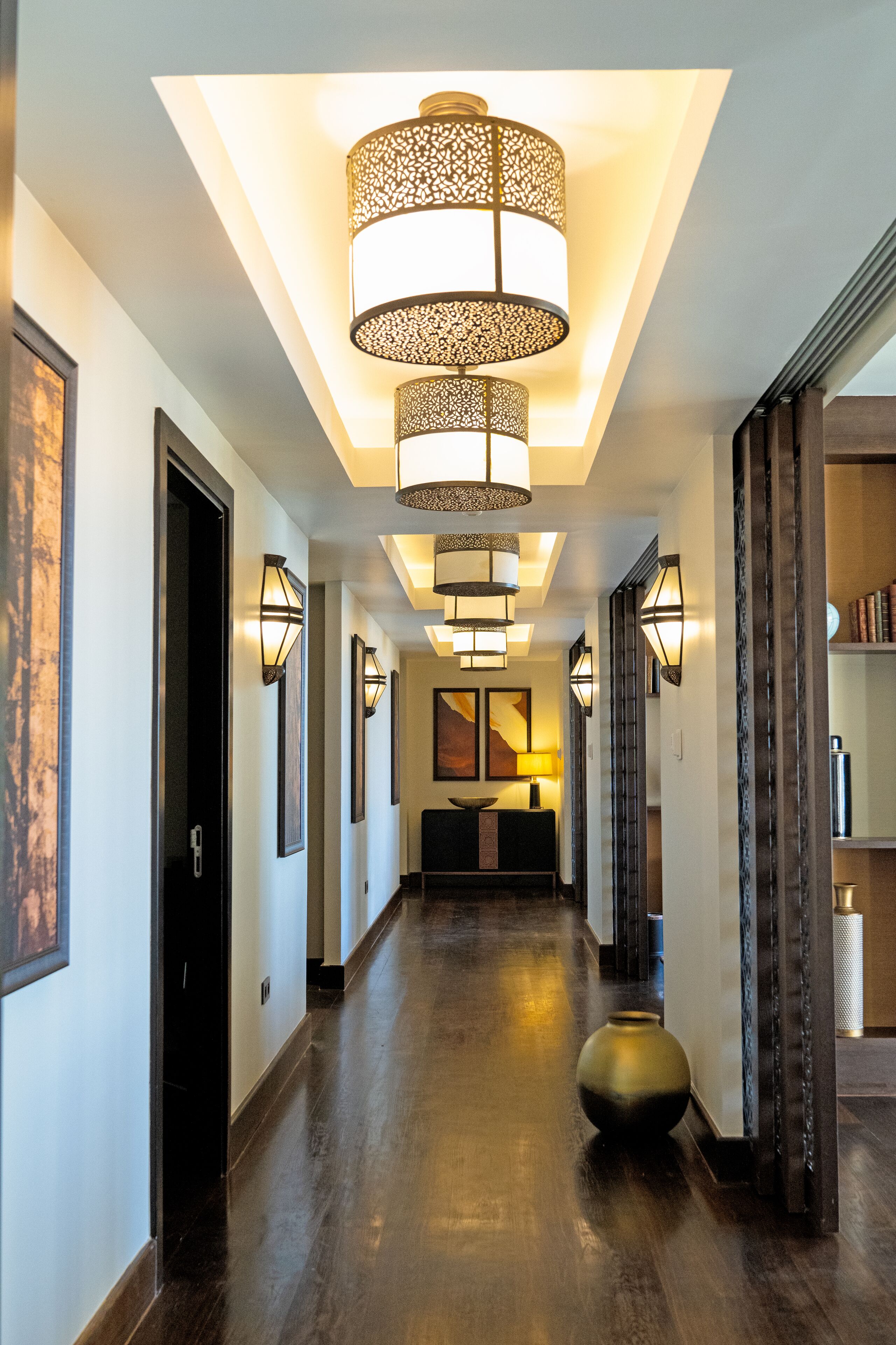 presidential suite, 1 king bed | living area | flat-screen tv