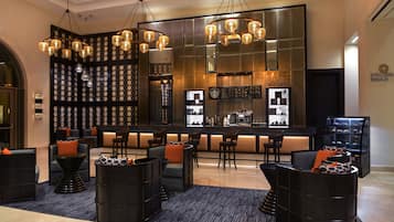 3 restaurants, international cuisine