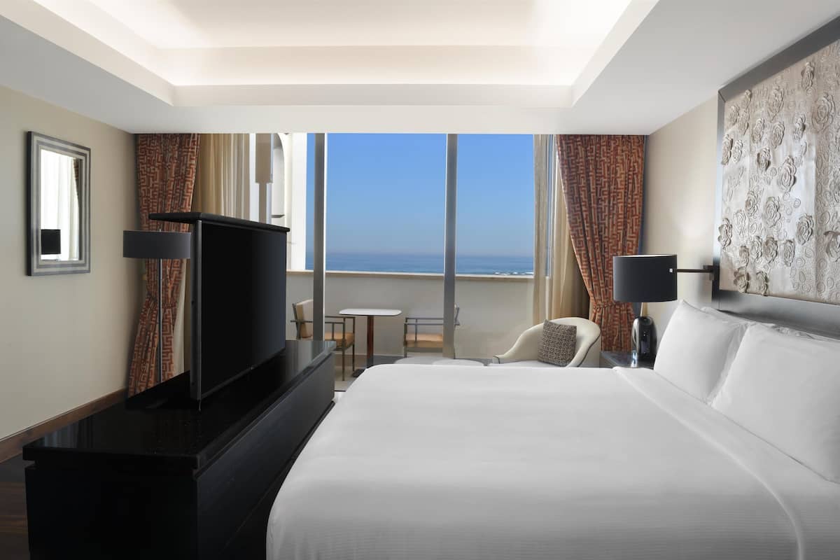 presidential suite, 1 king bed | view from room