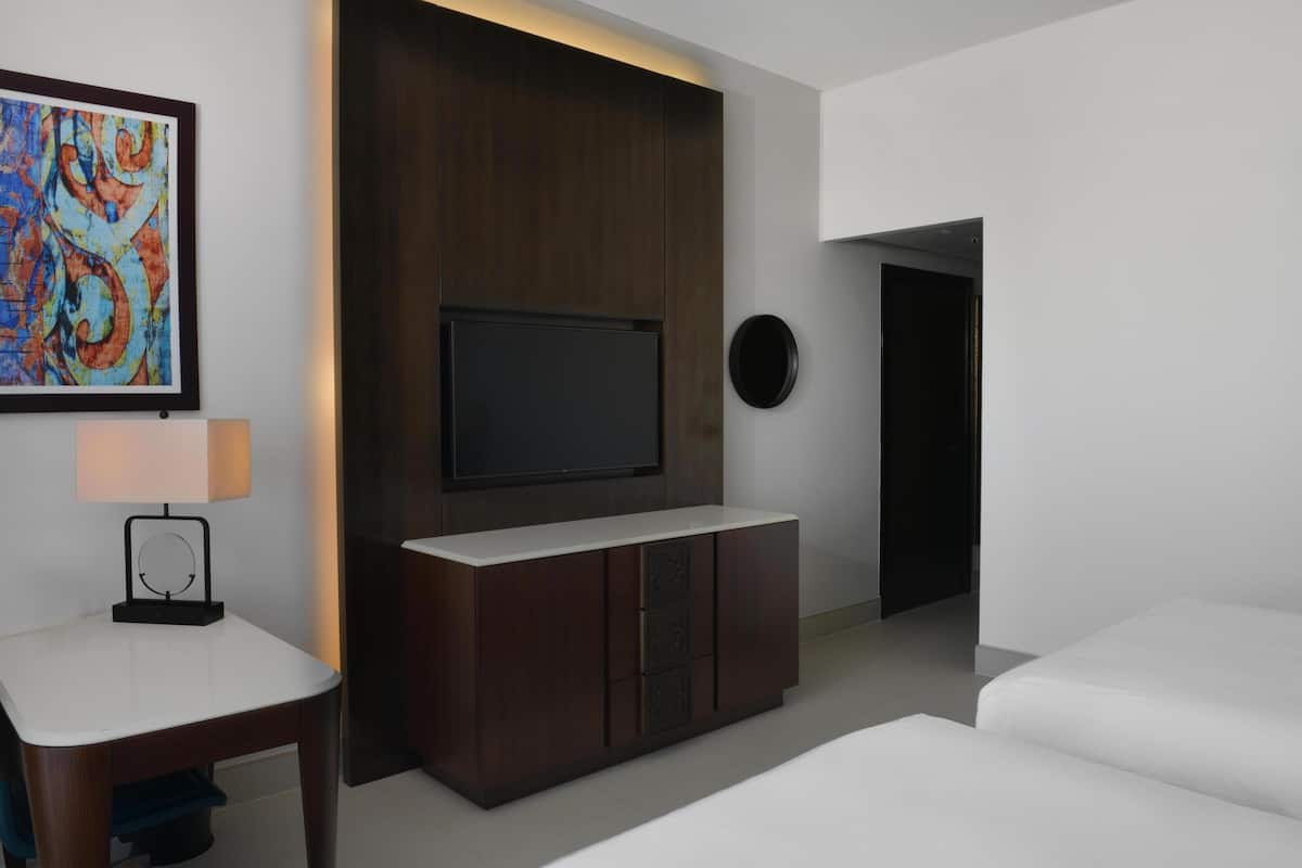 Family Room, 2 Double Beds | Down comforters, Select Comfort beds, minibar, in-room safe