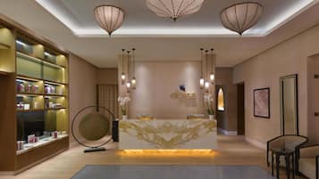 Espace de soins pour les couples, sauna, bain Ă remous, hammam, massages