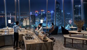 Bar (on property) - Conrad Hangzhou (Hangzhou)