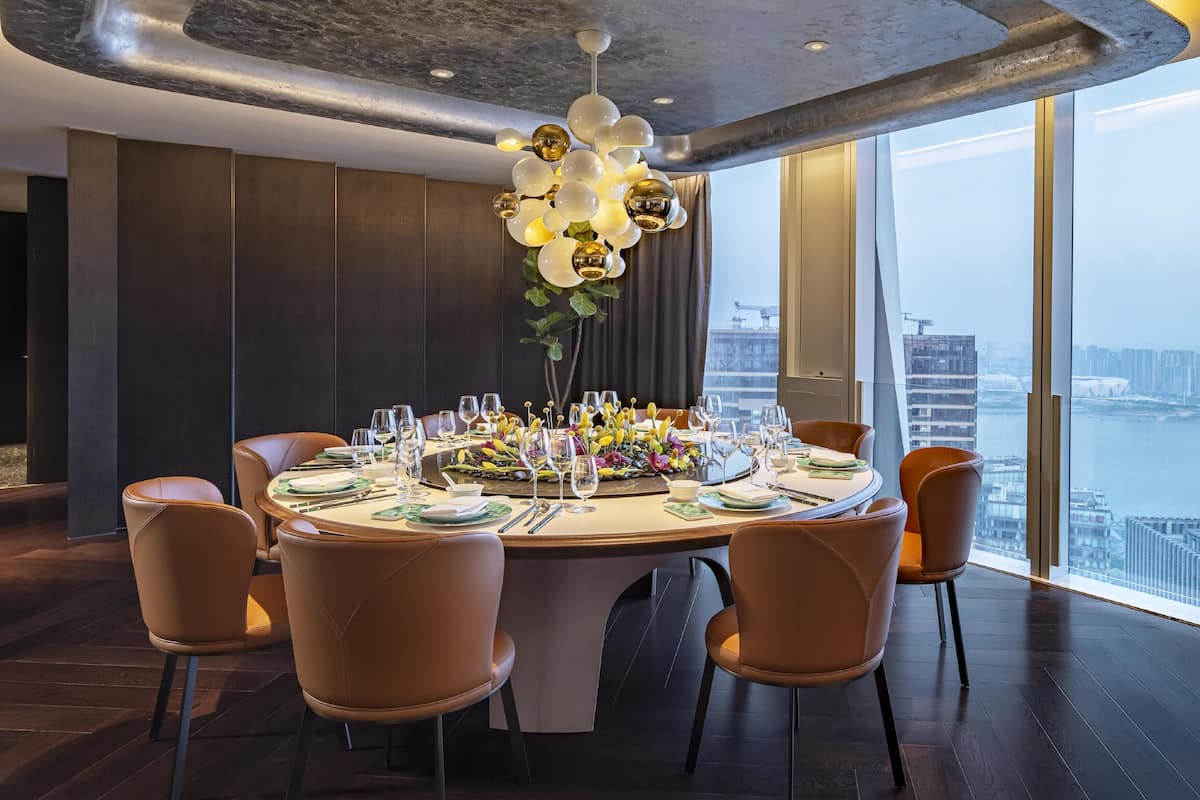 Televisión 55 pulgadas con canales de televisión por cable