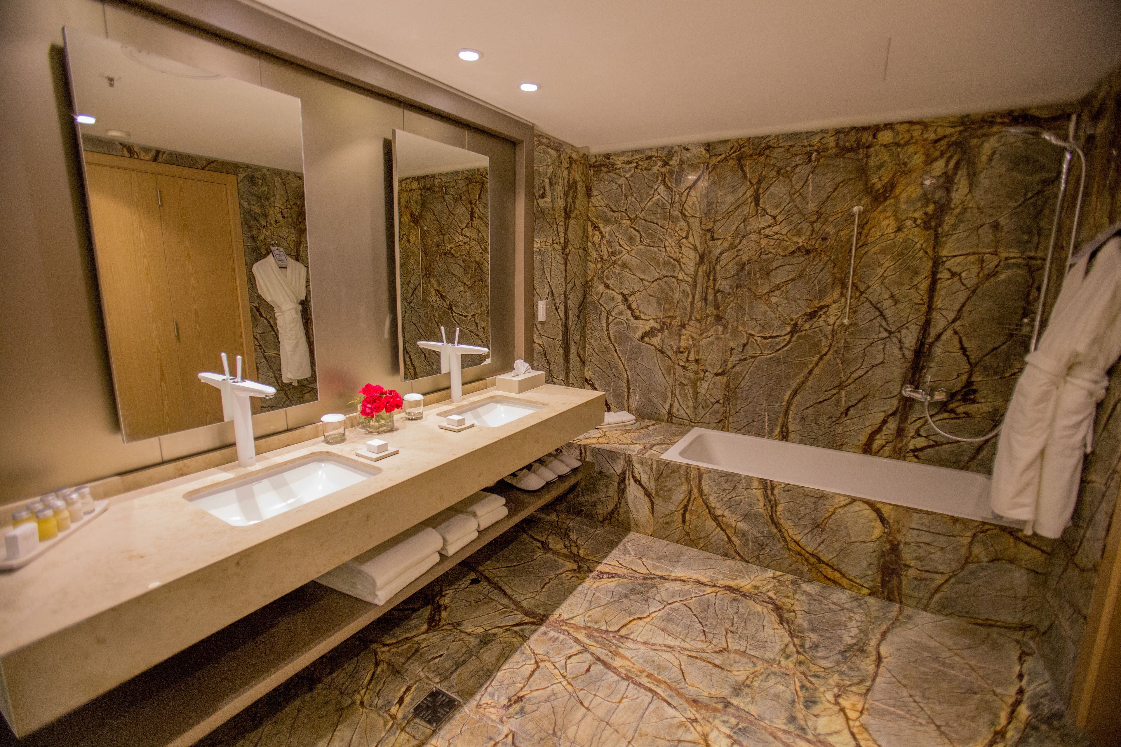 presidential suite, 1 king bed | bathroom | free toiletries, hair dryer, bidet, towels