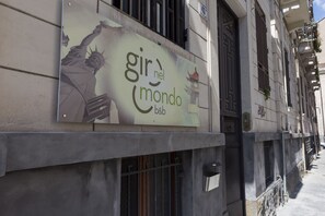 Entrée de l’hébergement