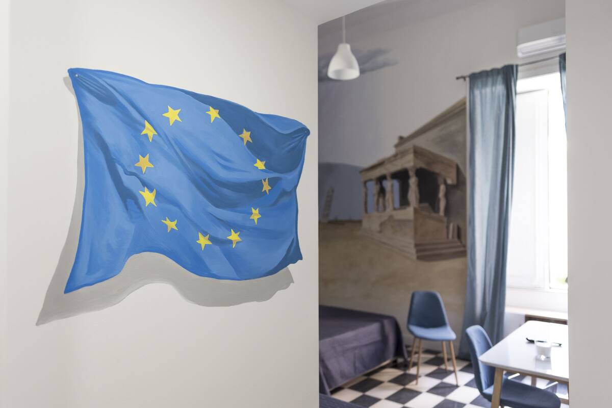 Triple Room (Europa) | Egyptian cotton sheets, premium bedding, down comforters
