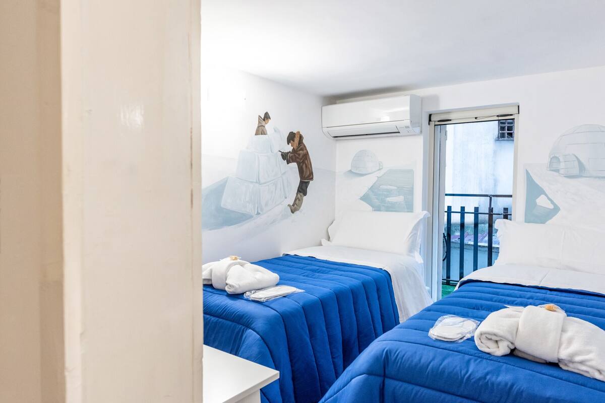 Twin Room (Igloo) | Egyptian cotton sheets, premium bedding, down comforters