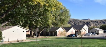 Zion's Camp and Cottages