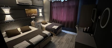 Tremannsrom | Minibar, blendingsgardiner, lydisolert og wi-fi (inkludert)