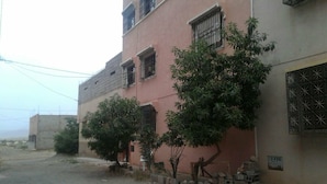 Front of property - evening/night - Dar aicha (Aghouatim)